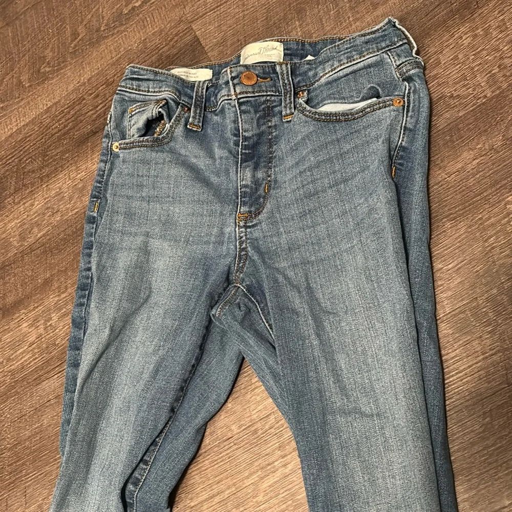 Universal Thread High Rise Skinny Jeans - Picture 2 of 7